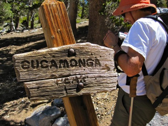 Marker to the summit